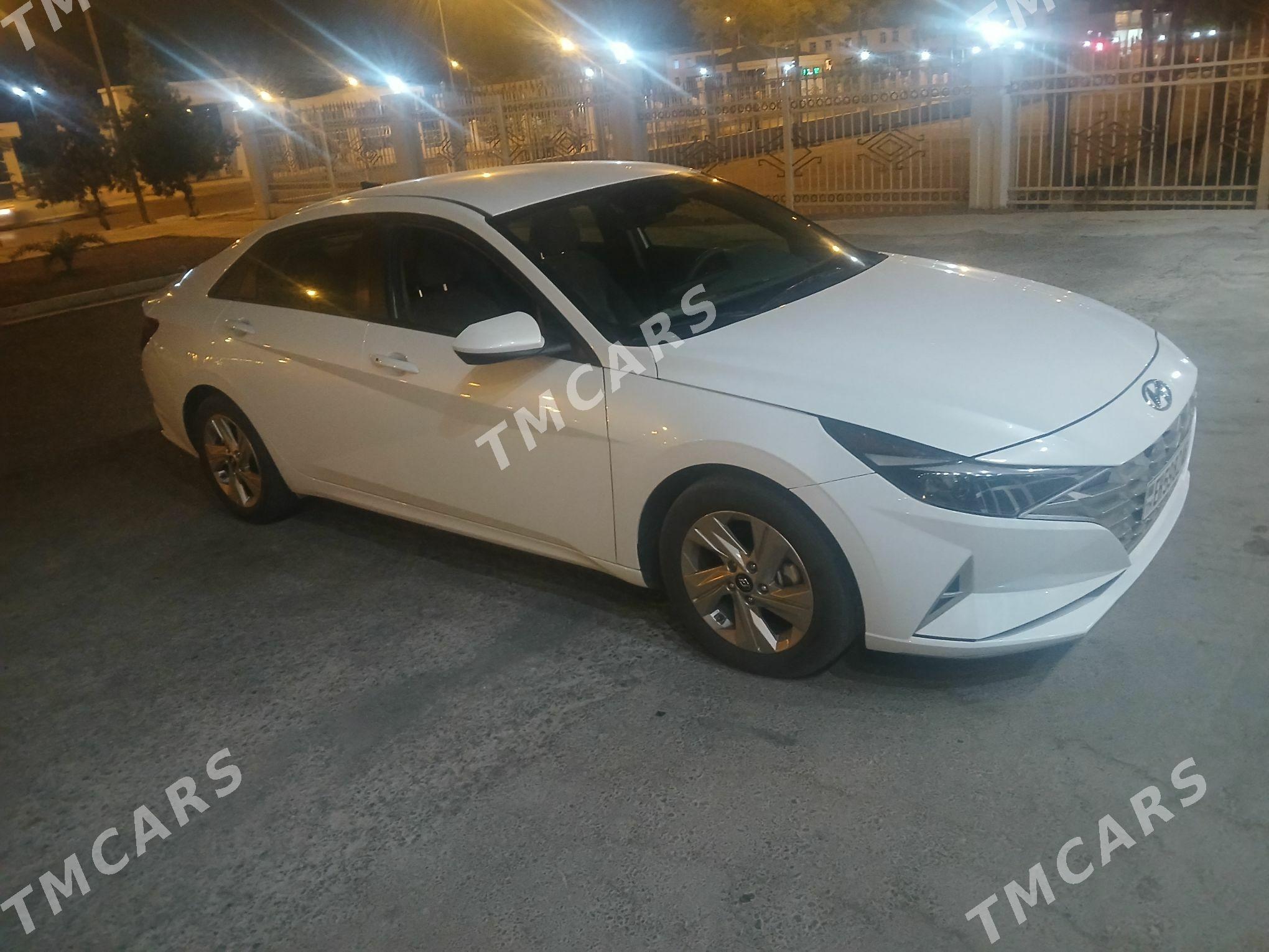 Hyundai Elantra 2020 - 260 000 TMT - Büzmeýin - img 4