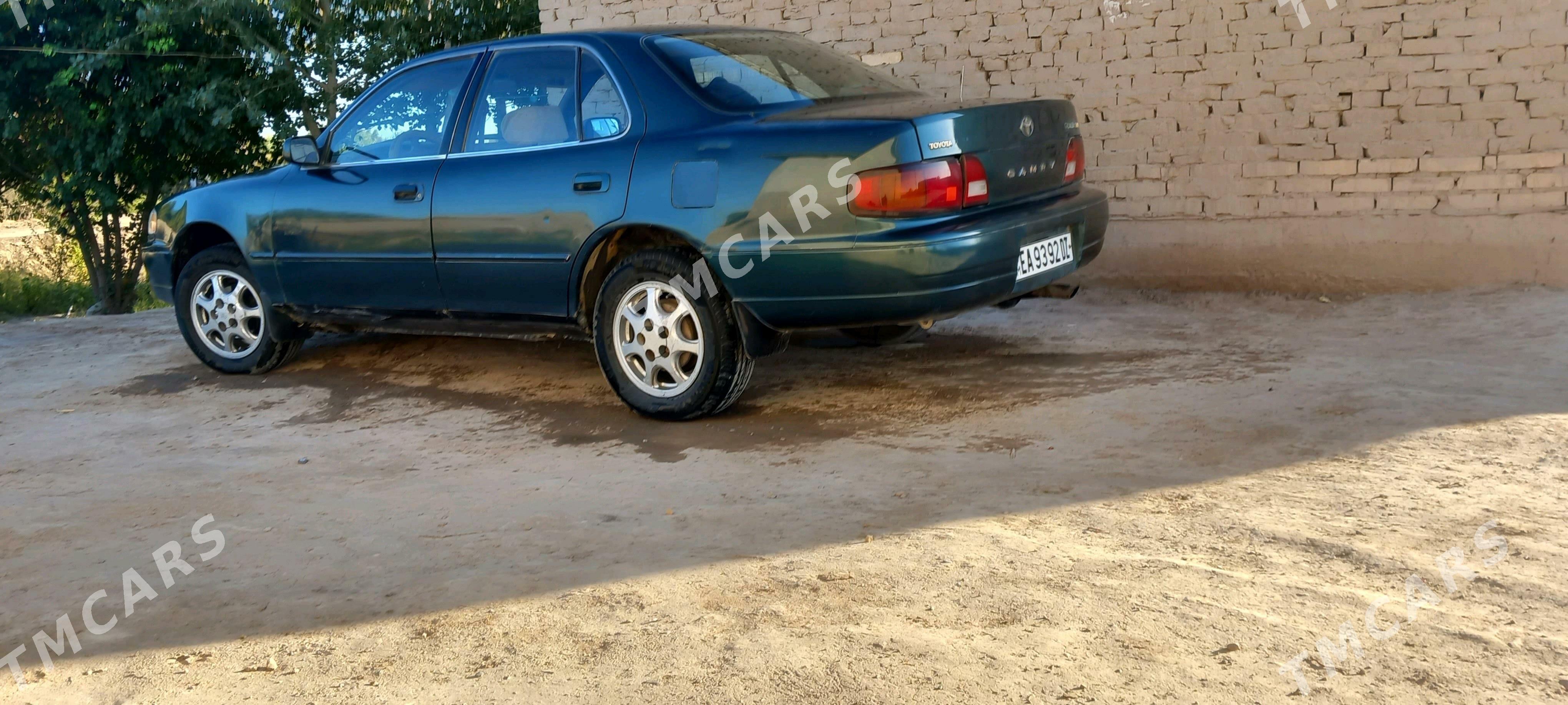 Toyota Camry 1996 - 92 000 TMT - Кёнеургенч - img 3