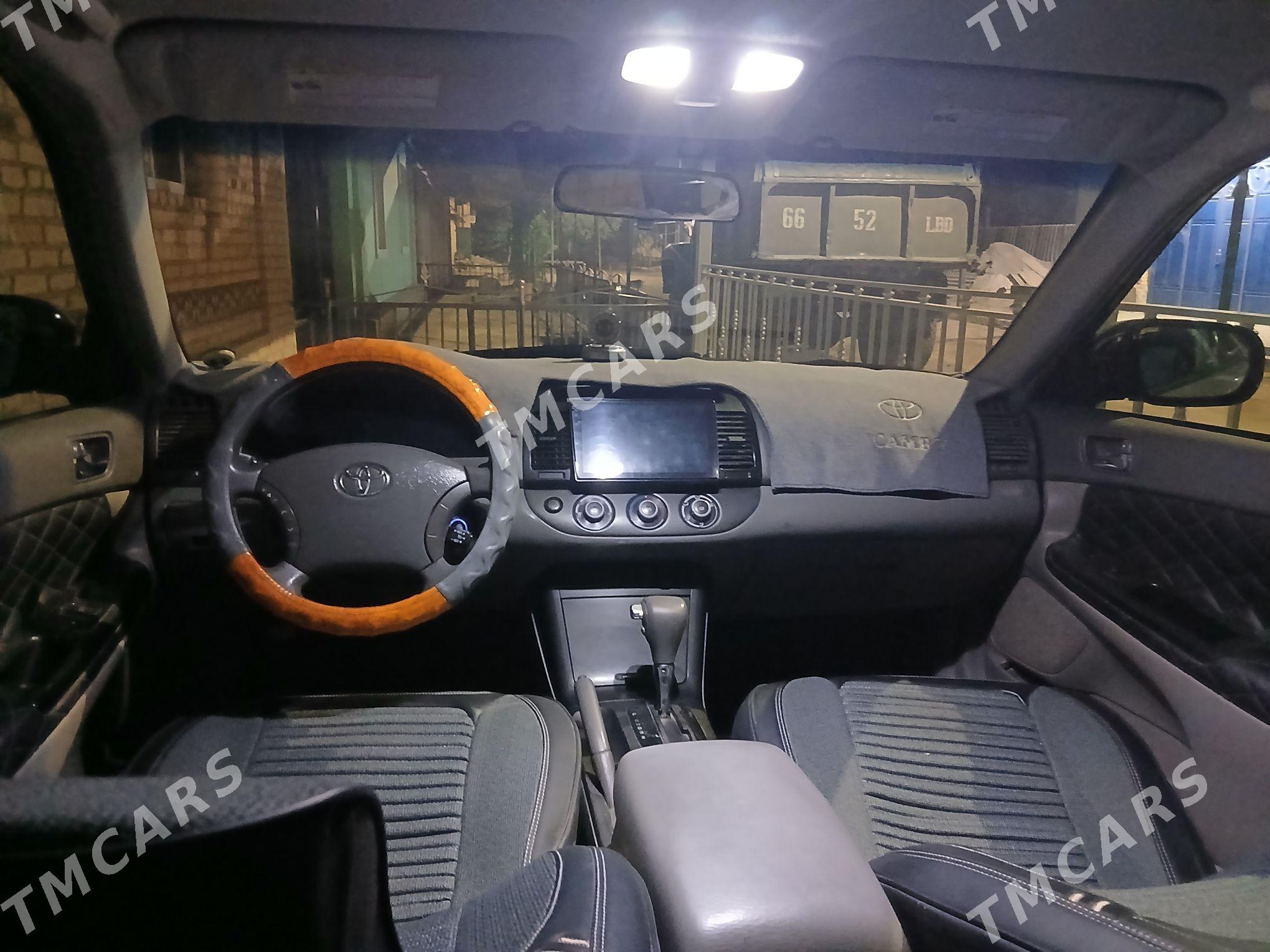 Toyota Camry 2006 - 170 000 TMT - Фарап - img 3