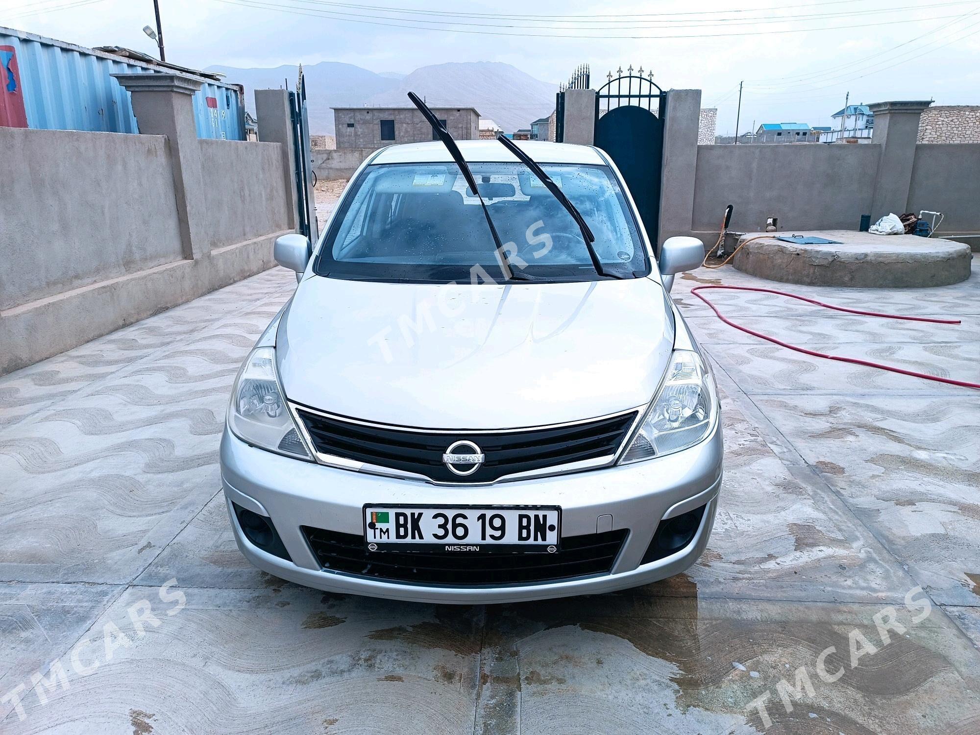 Nissan Versa 2010 - 125 000 TMT - Balkanabat - img 3
