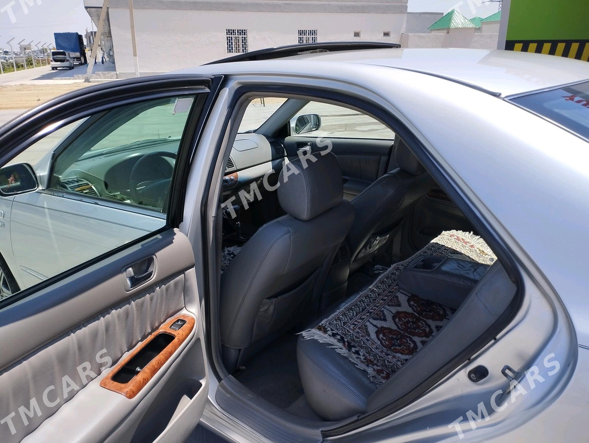 Toyota Camry 2004 - 165 000 TMT - Мары - img 7