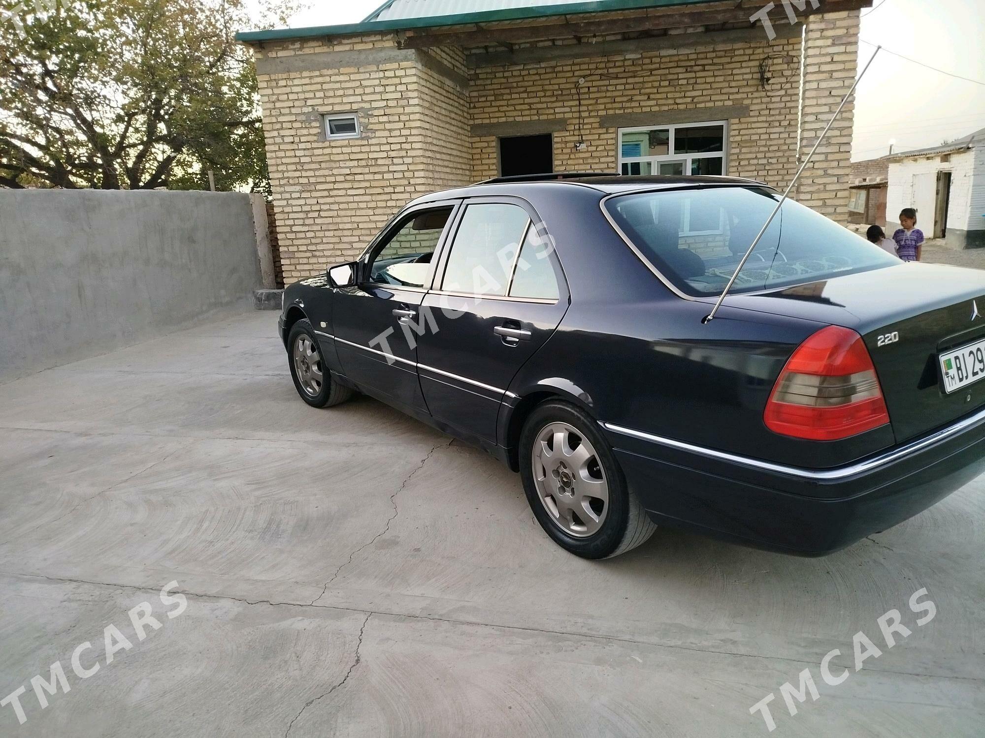 Mercedes-Benz 230E 1994 - 48 000 TMT - Берекет - img 3