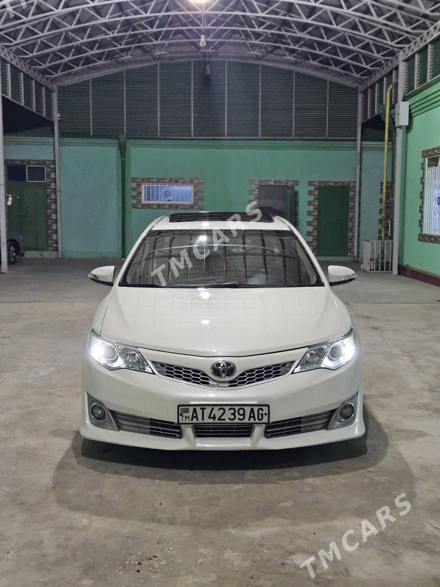 Toyota Camry 2012 - 279 000 TMT - Bäherden - img 5