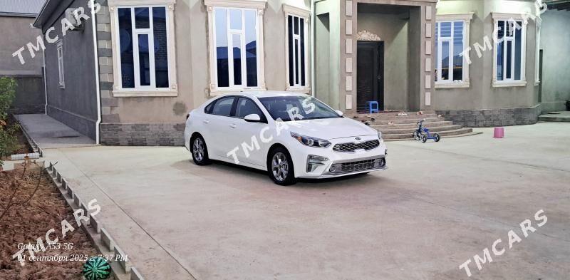 Kia Forte 2020 - 200 000 TMT - Мары - img 6