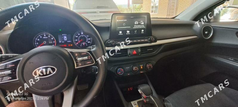 Kia Forte 2020 - 200 000 TMT - Мары - img 5