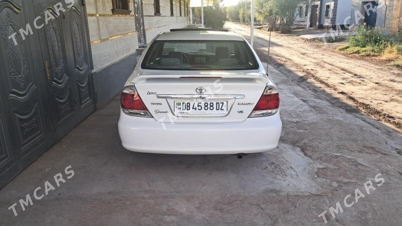 Toyota Camry 2003 - 170 000 TMT - Кёнеургенч - img 2