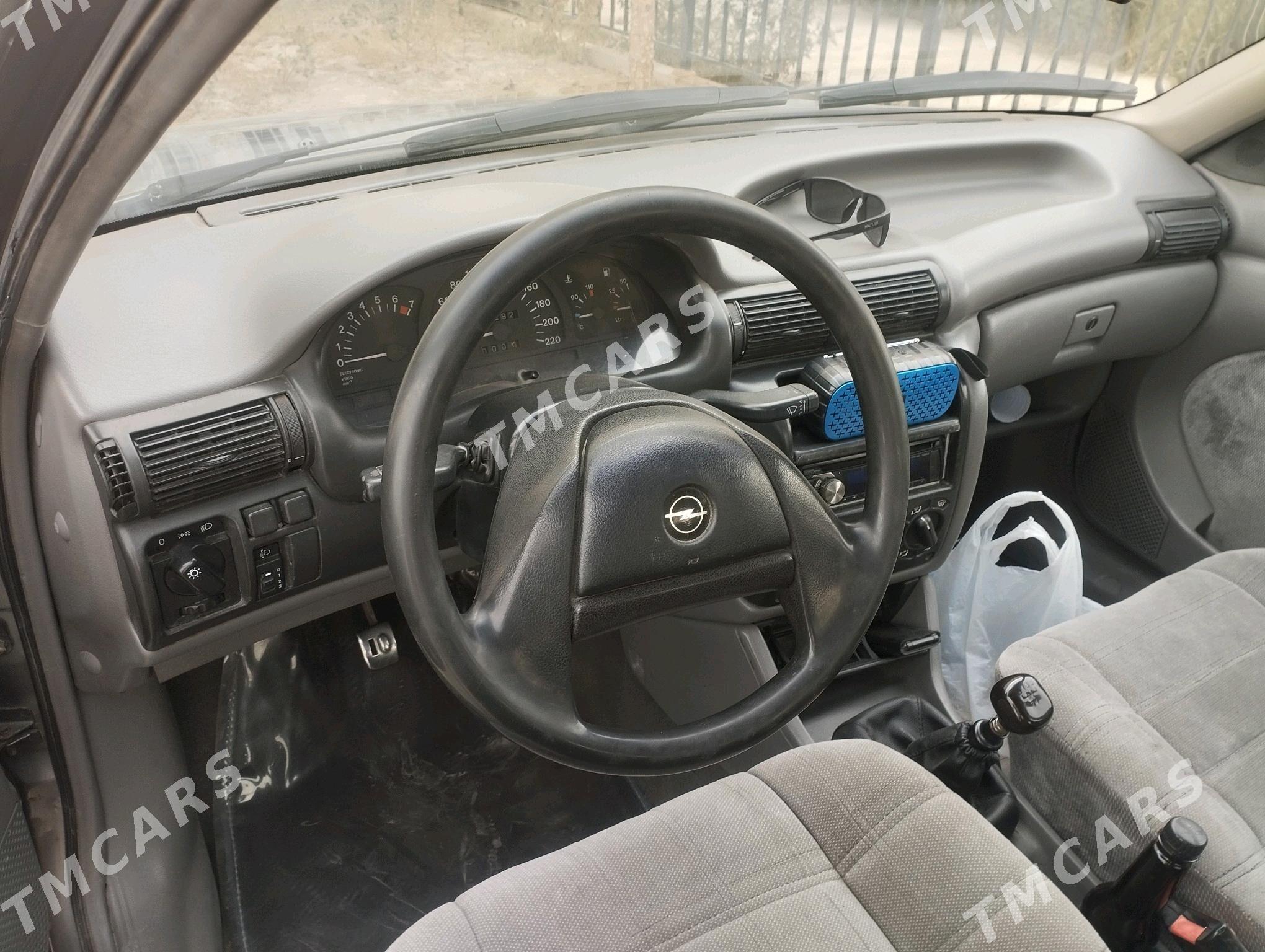Opel Astra 1996 - 50 000 TMT - Туркменабат - img 6