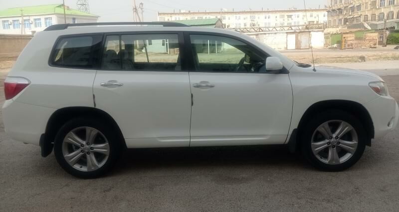 Toyota Highlander 2010 - 305 000 TMT - Байрамали - img 7