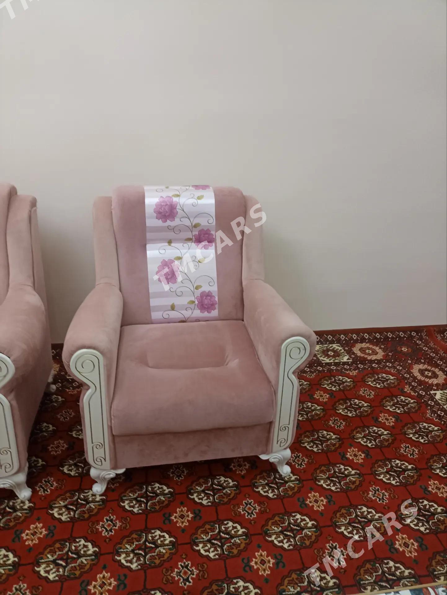 diwan - Гороглы (Тагта) - img 1