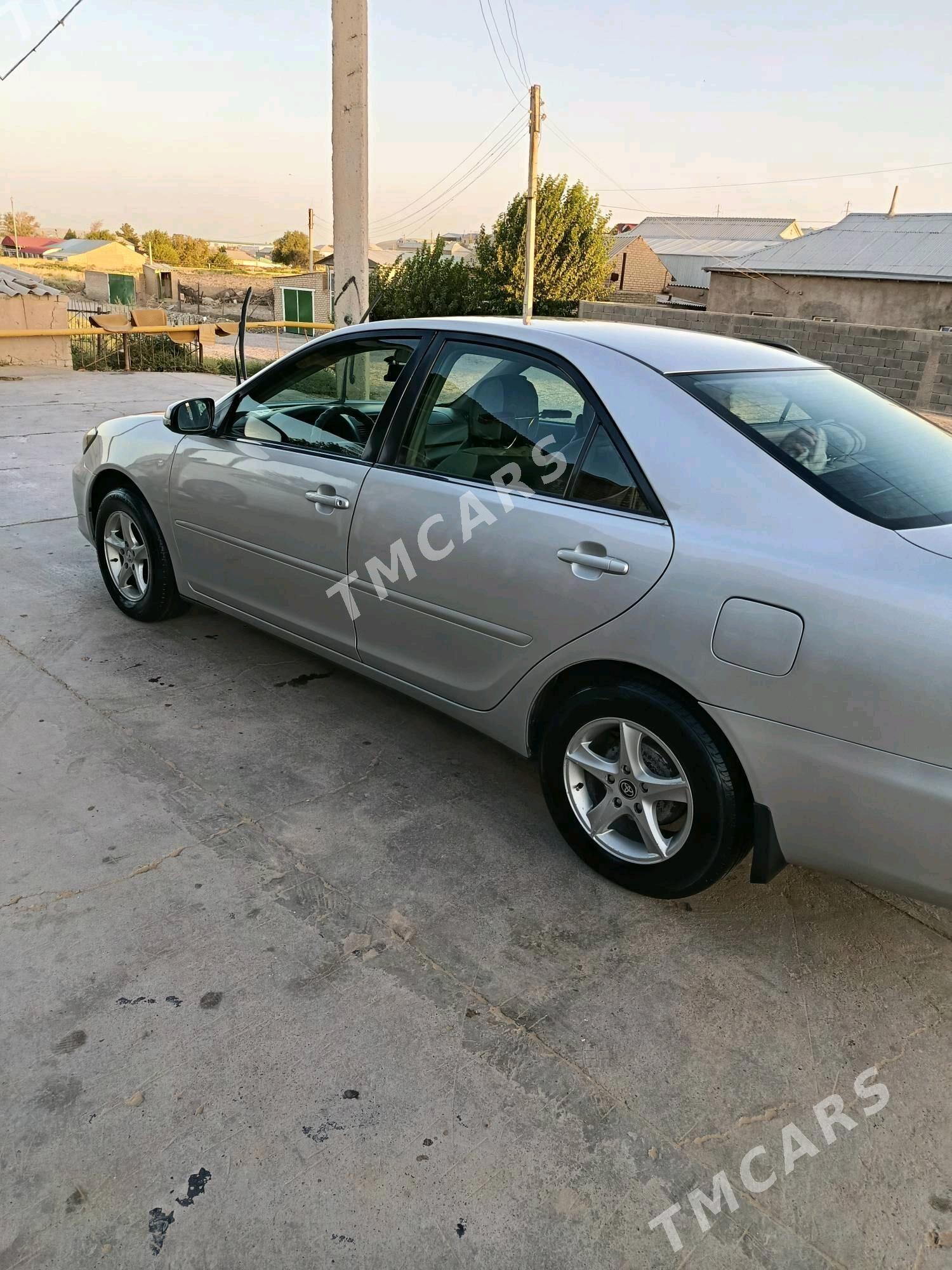 Toyota Camry 2004 - 150 000 TMT - Тагтабазар - img 5