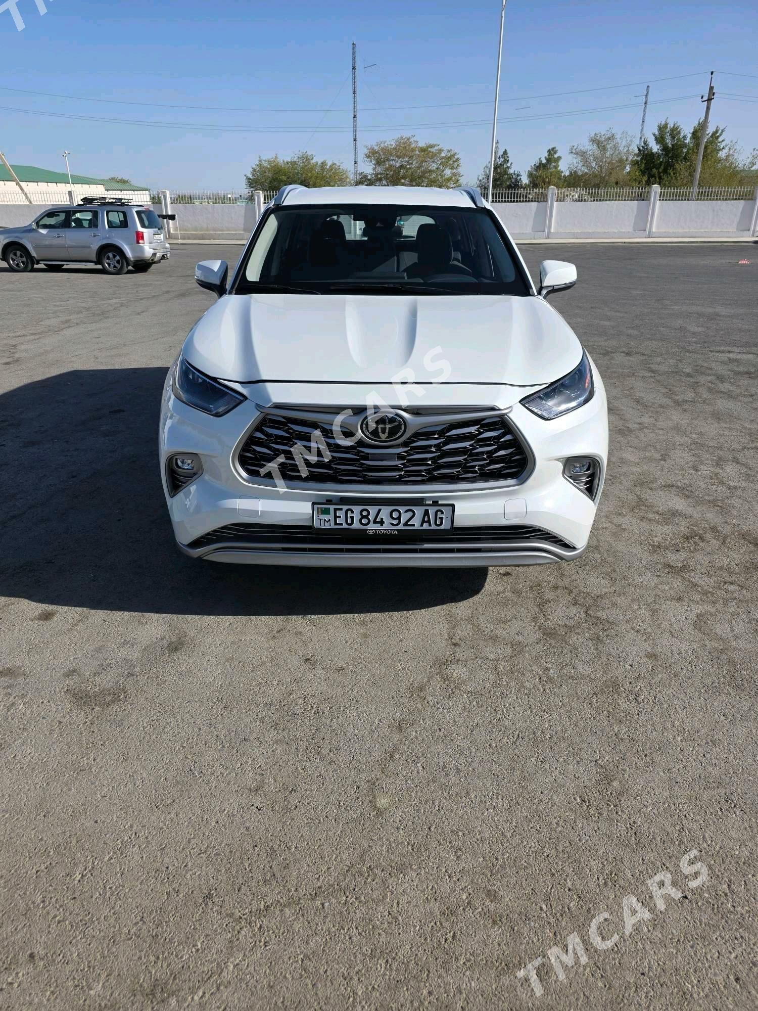 Toyota Highlander 2021 - 440 000 TMT - Büzmeýin GRES - img 1