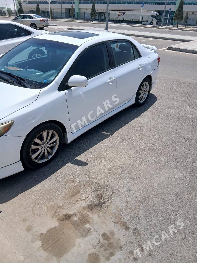 Toyota Corolla 2010 - 150 000 TMT - Гёкдже - img 4