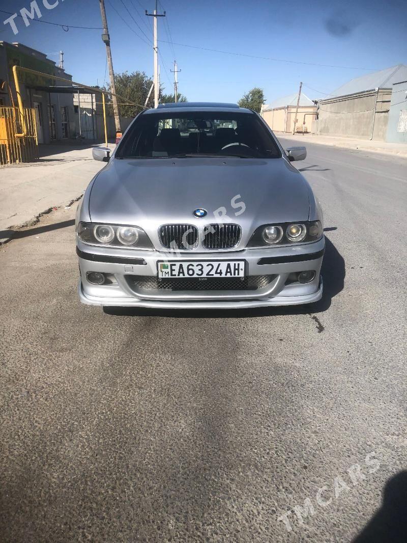 BMW E39 1999 - 135 000 TMT - Bäherden - img 2