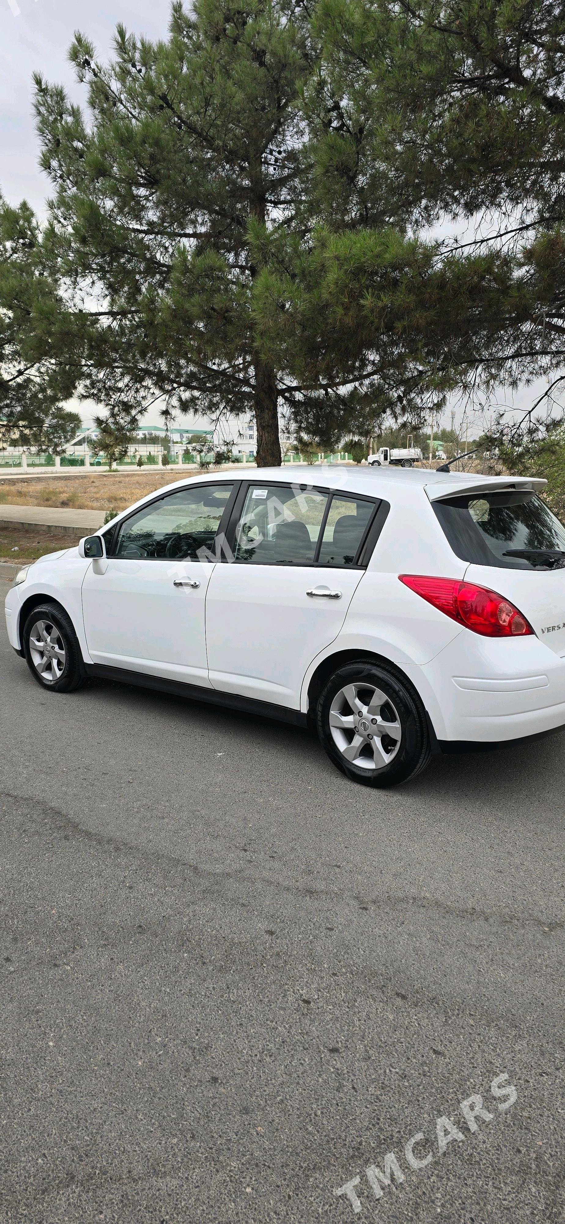Nissan Versa 2010 - 123 000 TMT - Ашхабад - img 5