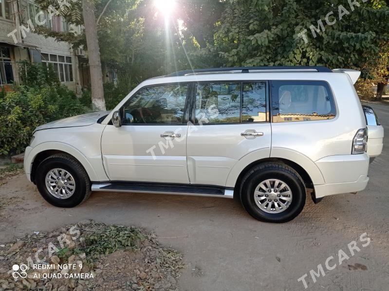 Mitsubishi Pajero 2014 - 280 000 TMT - Ким район - img 3