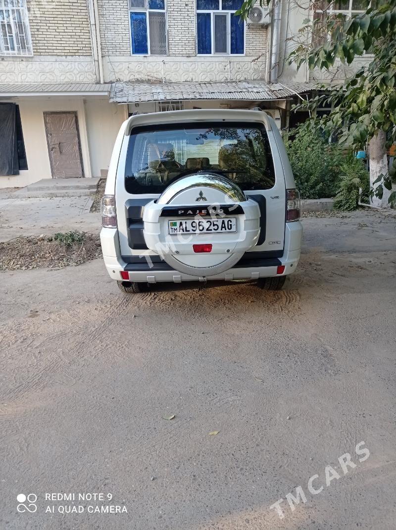 Mitsubishi Pajero 2014 - 280 000 TMT - Ким район - img 5
