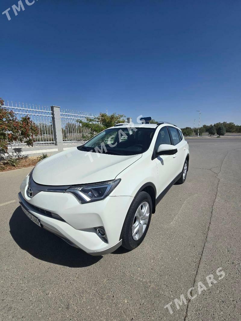 Toyota RAV4 2016 - 315 000 TMT - Aşgabat - img 4