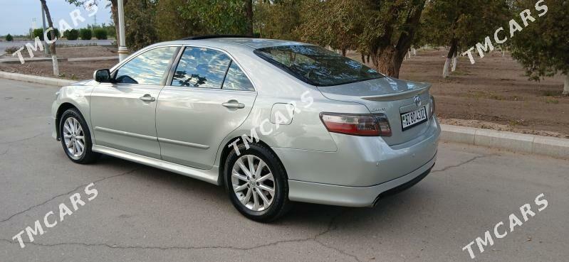 Toyota Camry 2011 - 175 000 TMT - Дашогуз - img 4