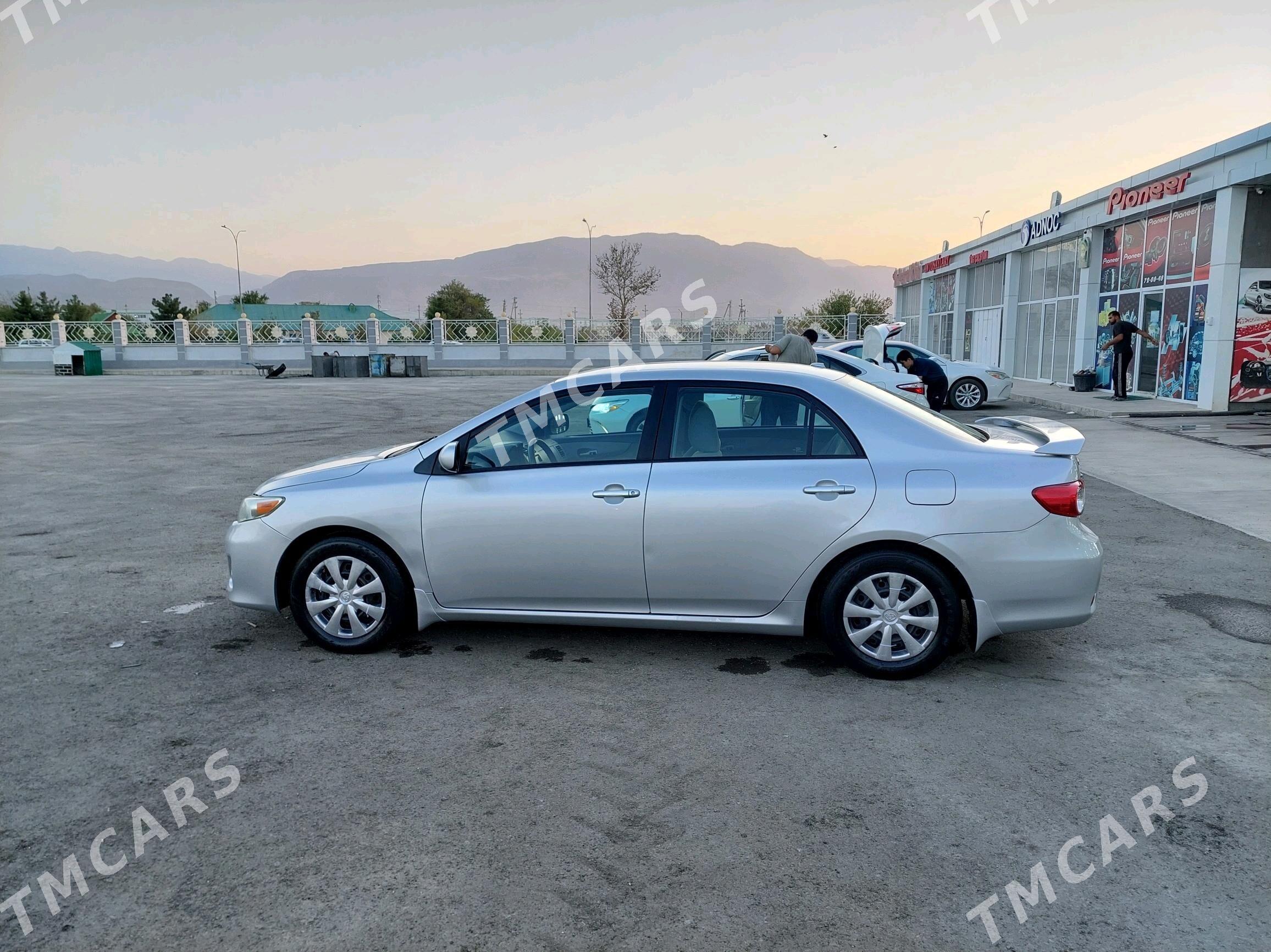 Toyota Corolla 2010 - 152 000 TMT - Ашхабад - img 8