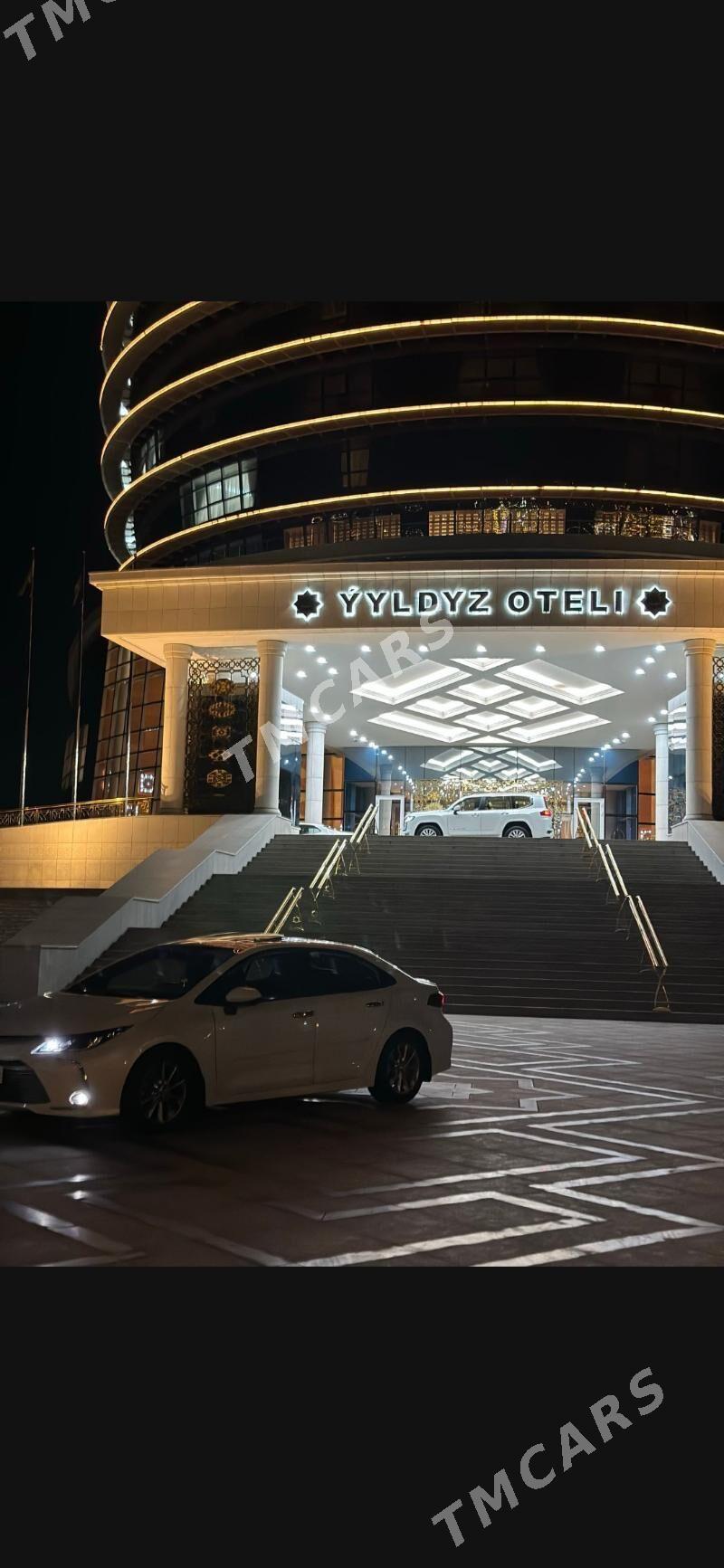 Toyota Corolla 2019 - 325 000 TMT - Гарадамак - img 4