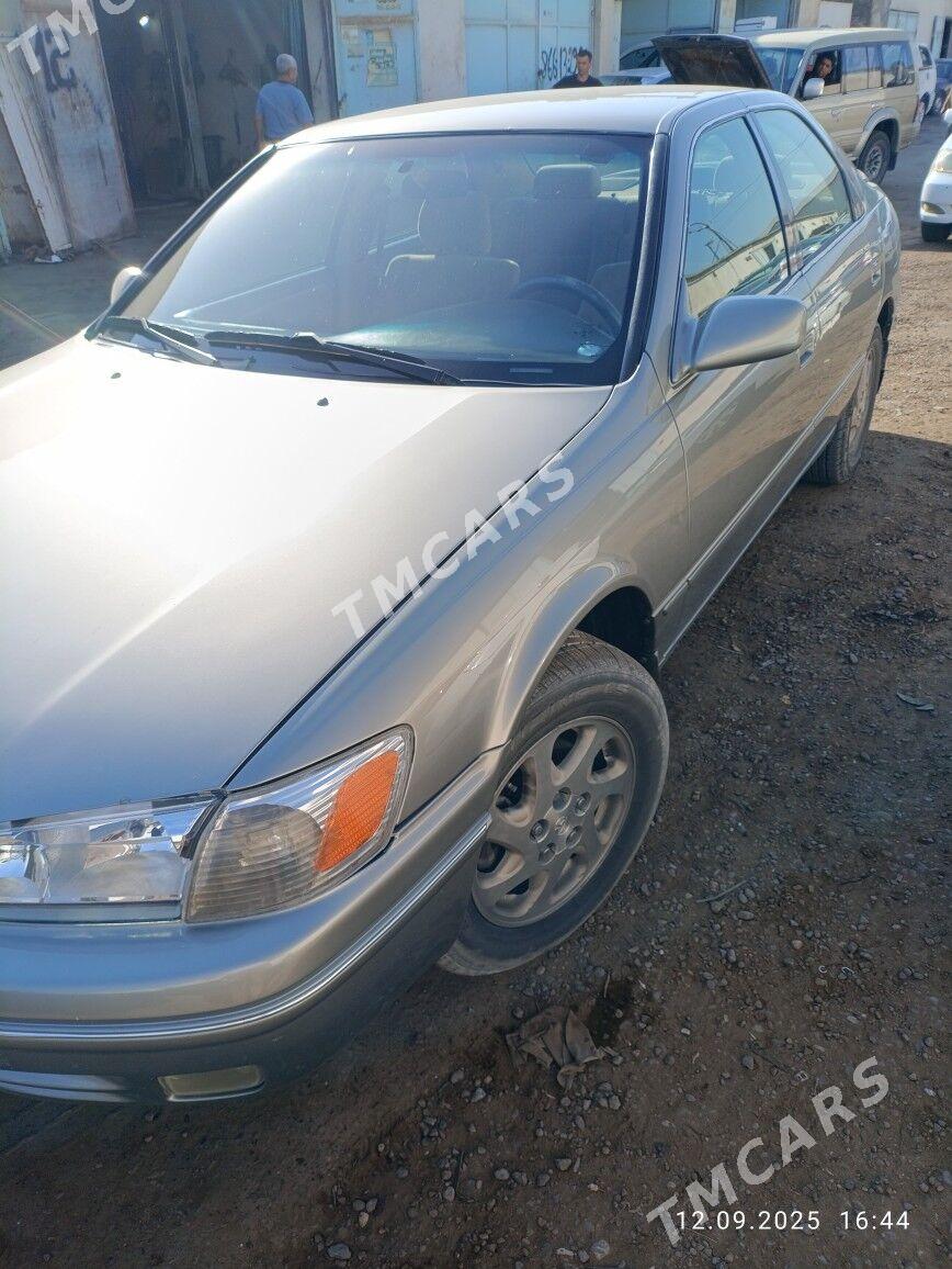 Toyota Camry 1998 - 150 000 TMT - Мары - img 2