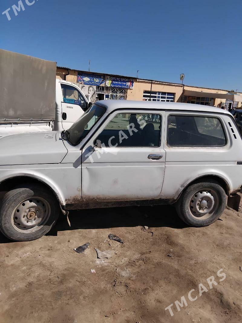 Lada Niva 2004 - 32 000 TMT - Türkmenbaşy etr. - img 2