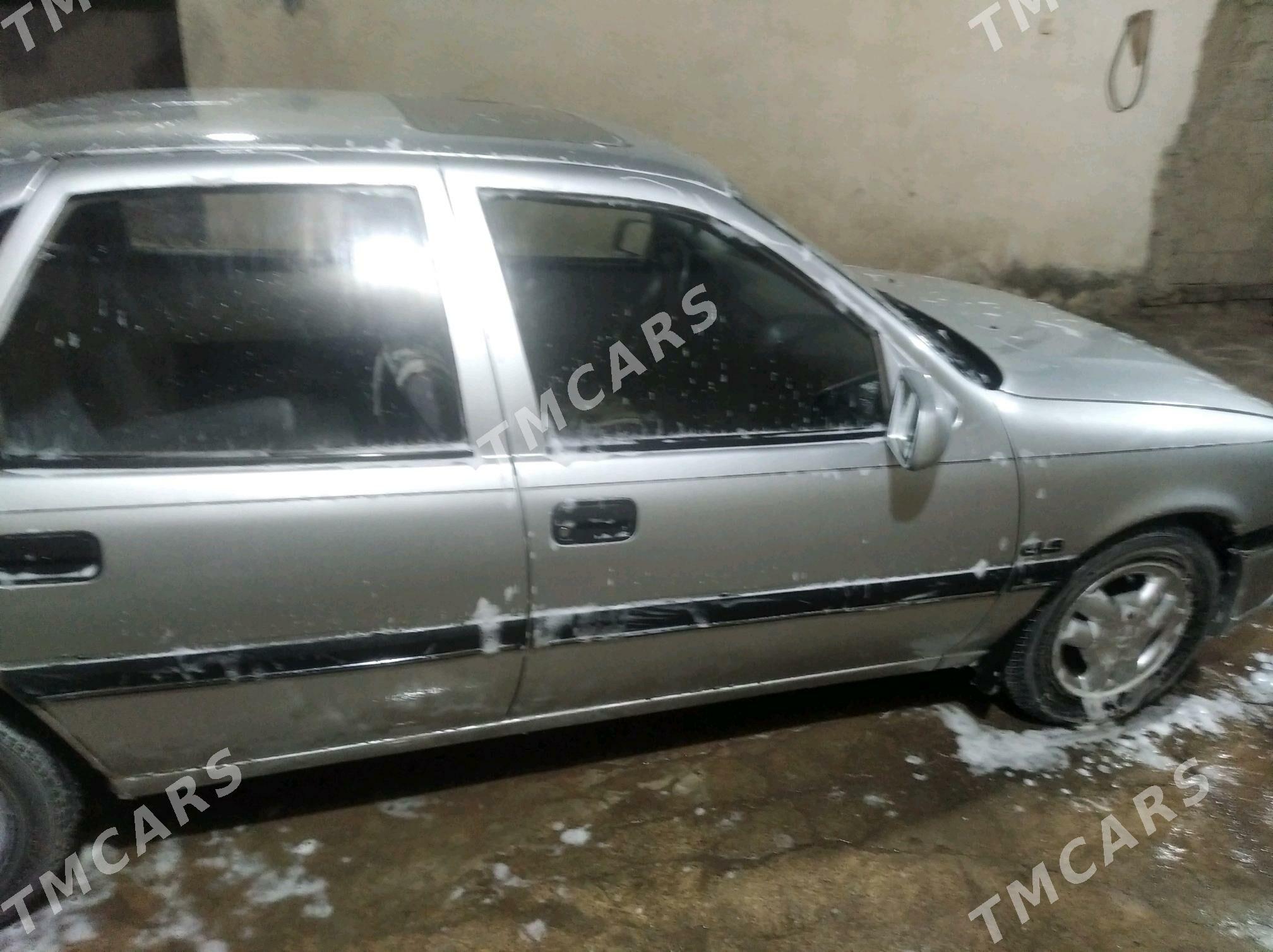 Opel Vectra 1992 - 40 000 TMT - Gurbansoltan Eje - img 3