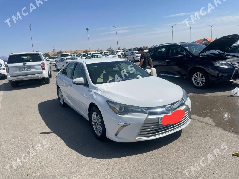 Toyota Camry Hybrid 2017 - 220 000 TMT - Бедев - img 2