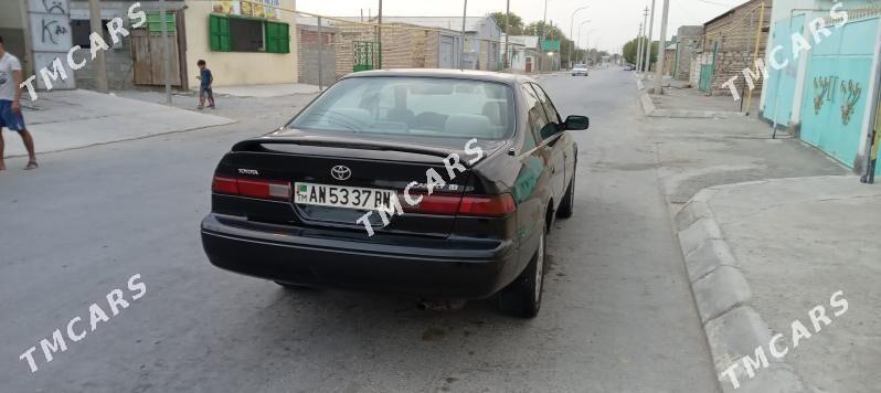 Toyota Camry 1999 - 115 000 TMT - Берекет - img 3