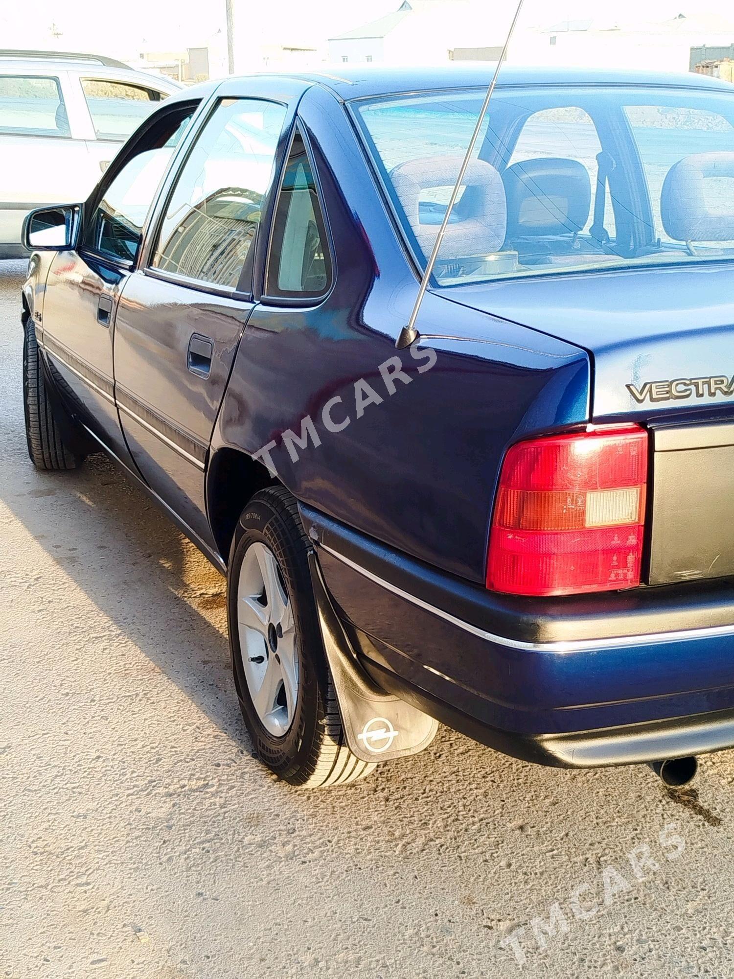 Opel Vectra 1991 - 42 000 TMT - Мургап - img 2