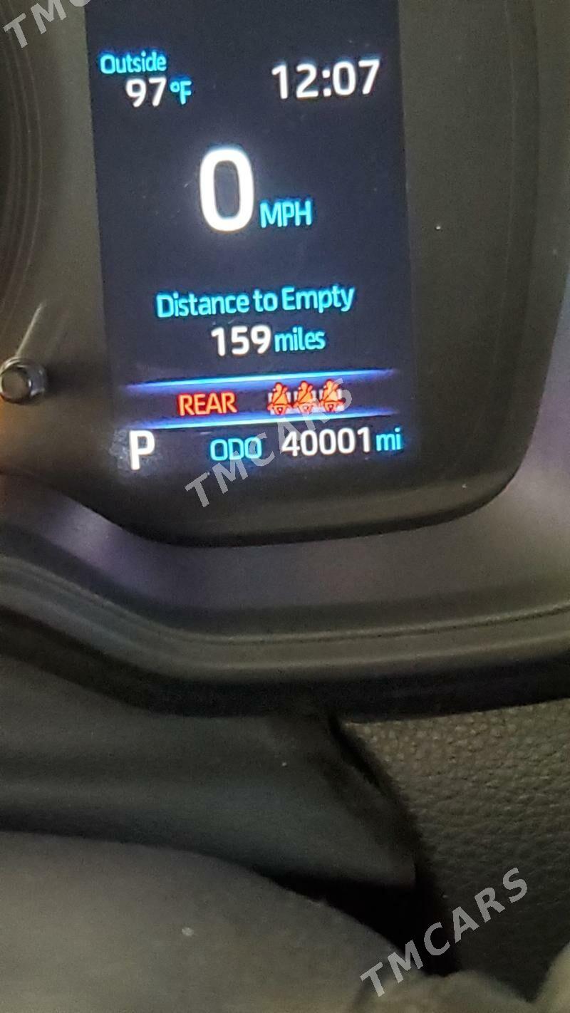 Toyota Corolla 2021 - 240 000 TMT - Кëши - img 6
