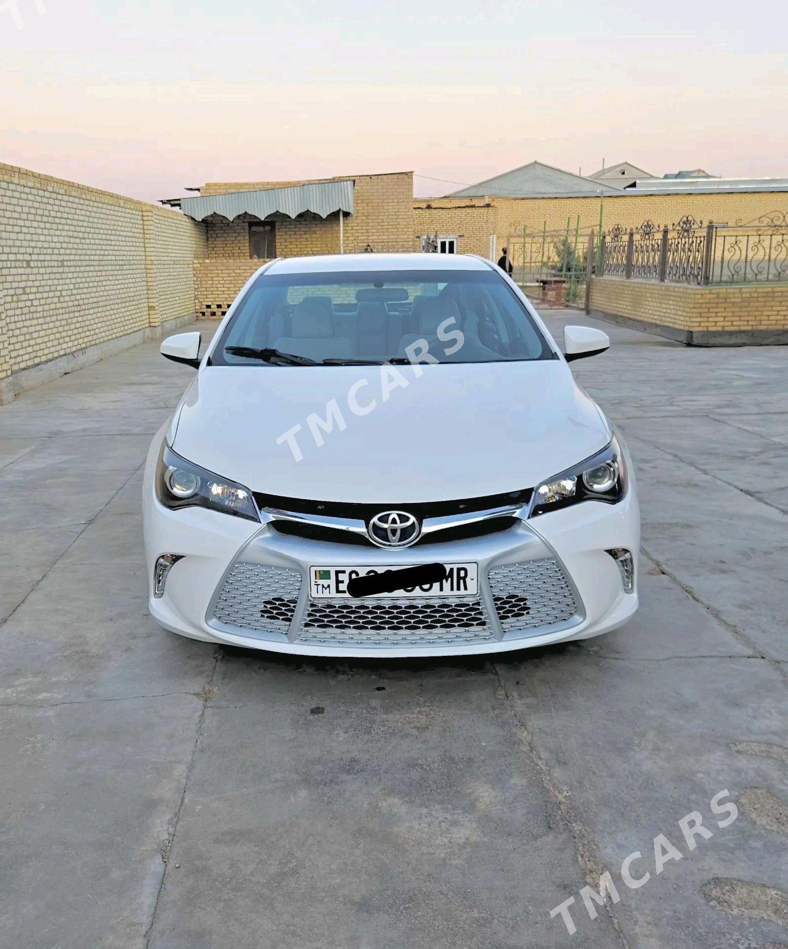 Toyota Camry 2017 - 260 000 TMT - Байрамали - img 3