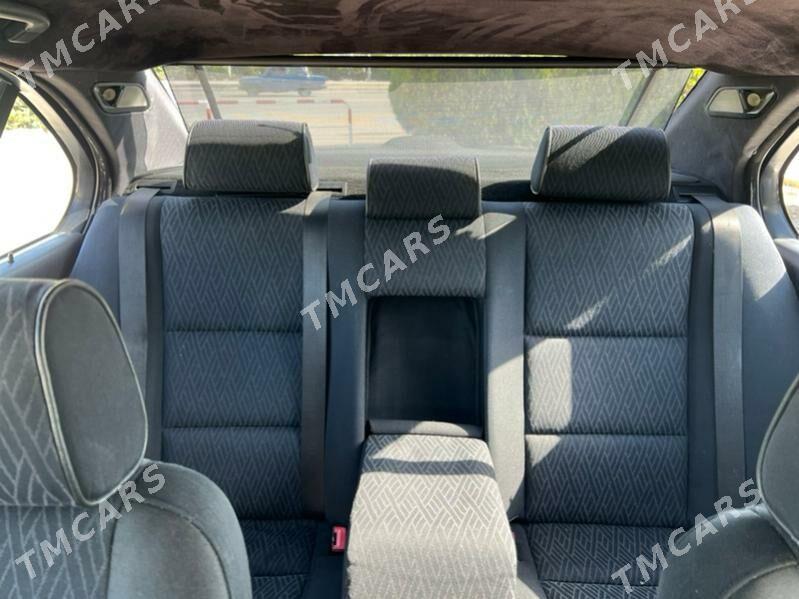 BMW E39 2004 - 140 000 TMT - Балканабат - img 5
