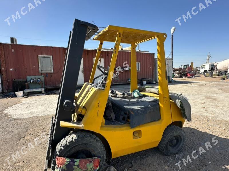 Kara Forklift 2010 - 40 000 TMT - Ашхабад - img 2