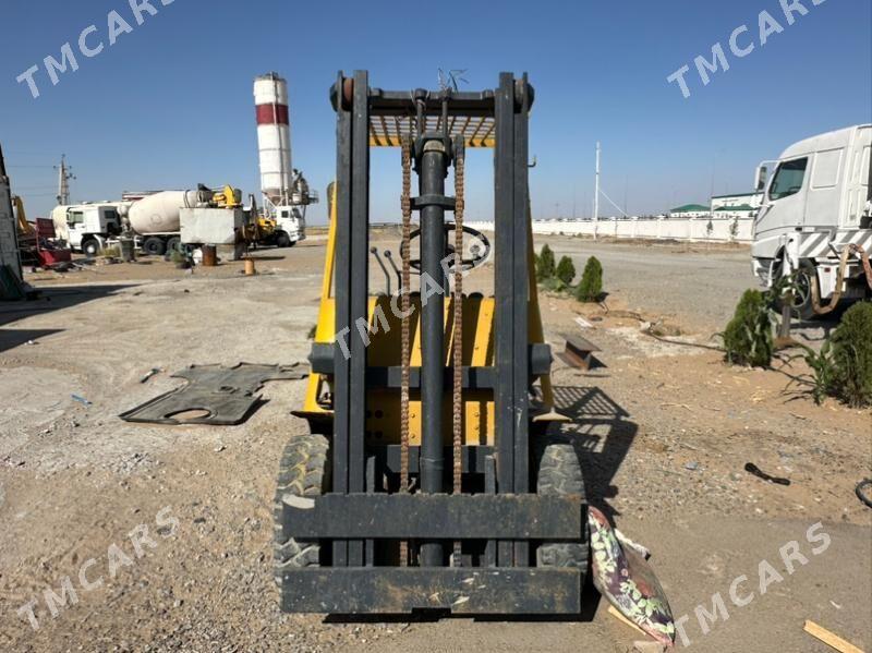 Kara Forklift 2010 - 40 000 TMT - Ашхабад - img 6