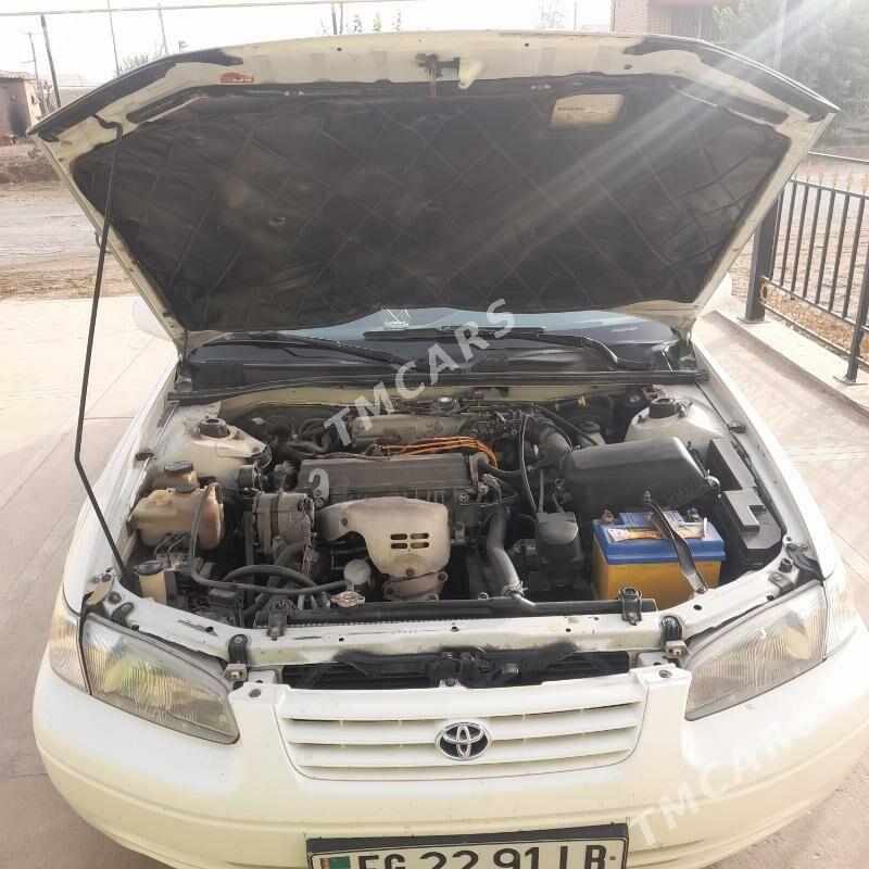 Toyota Camry 1998 - 148 000 TMT - Саят - img 6