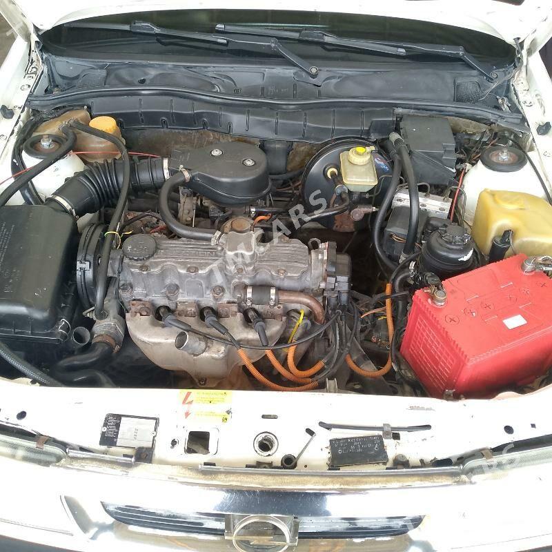 Opel Vectra 1994 - 40 000 TMT - Мургап - img 8