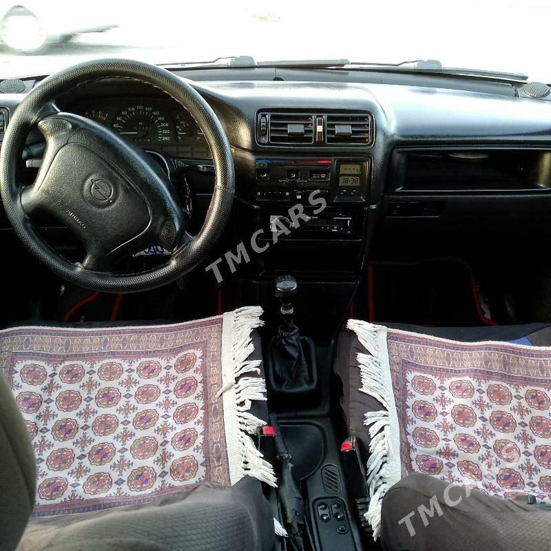Opel Vectra 1994 - 40 000 TMT - Мургап - img 7