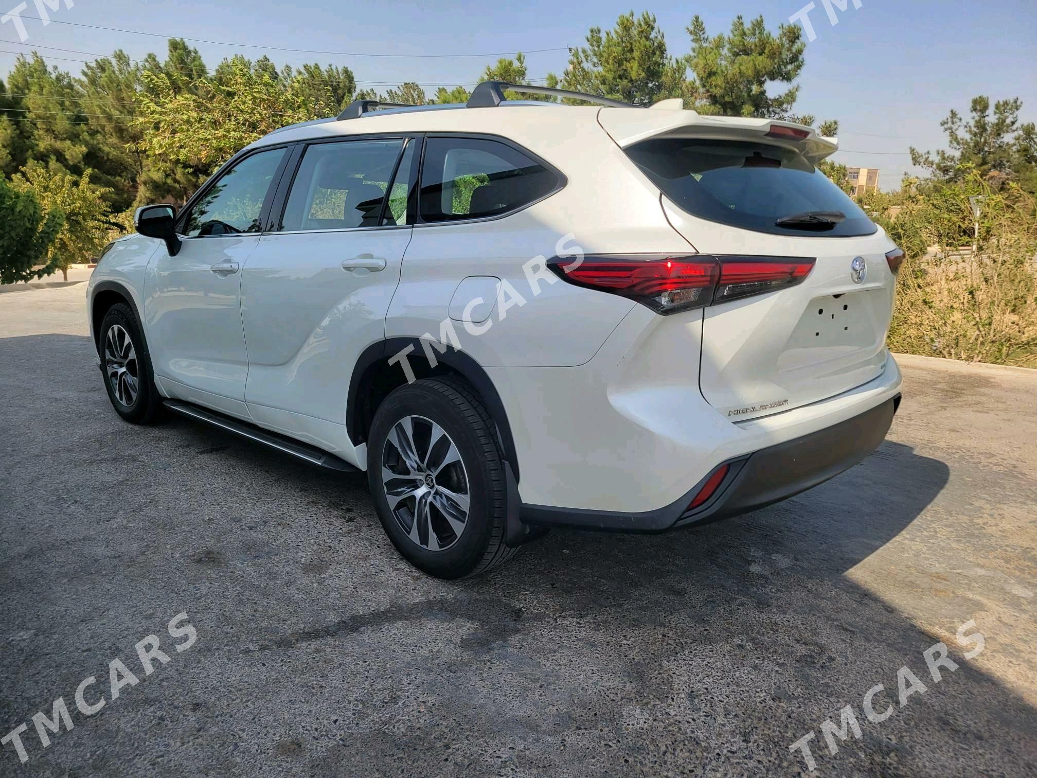 Toyota Highlander 2021 - 580 000 TMT - Мары - img 2