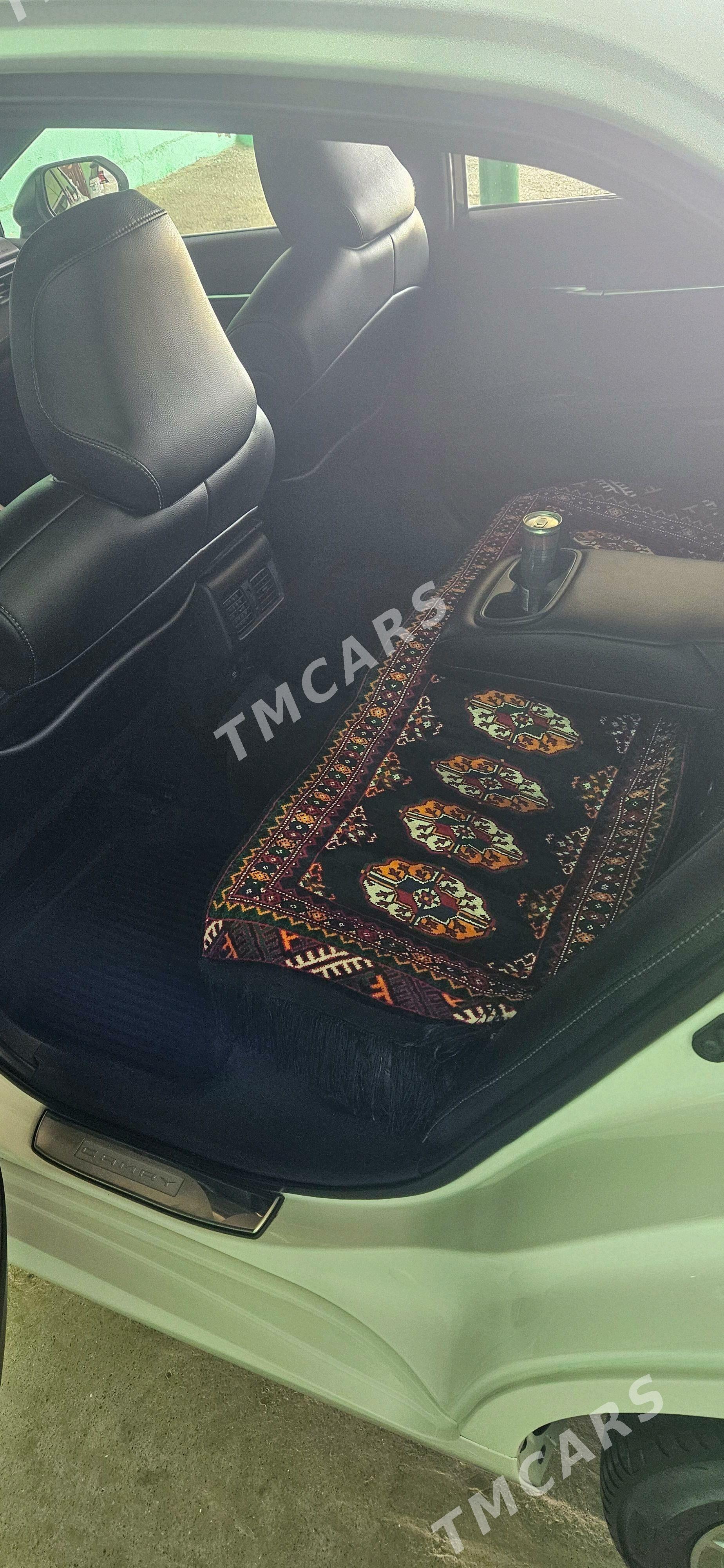 Toyota Camry 2021 - 480 000 TMT - Aşgabat - img 2