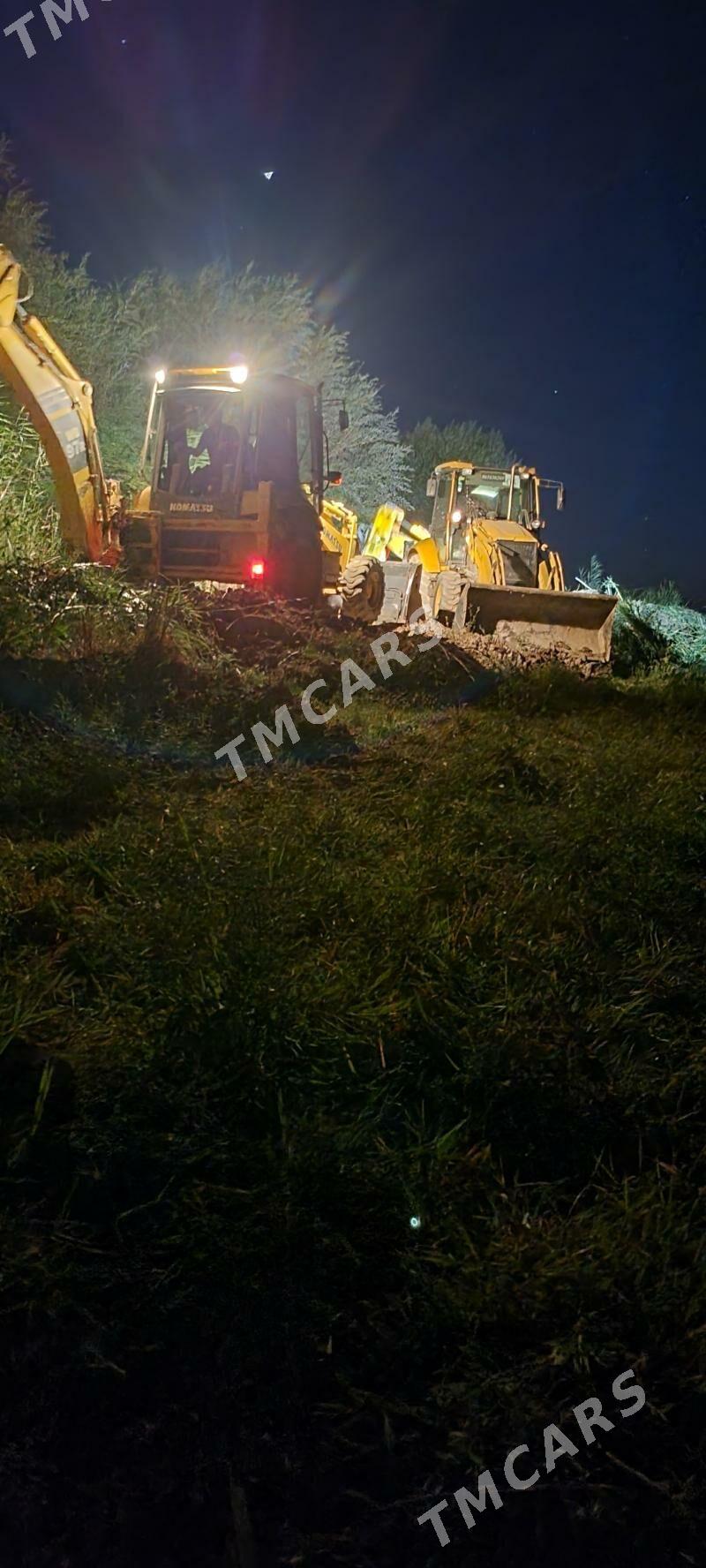 JCB 3CX ECO 2010 - 360 000 TMT - Türkmengala - img 4
