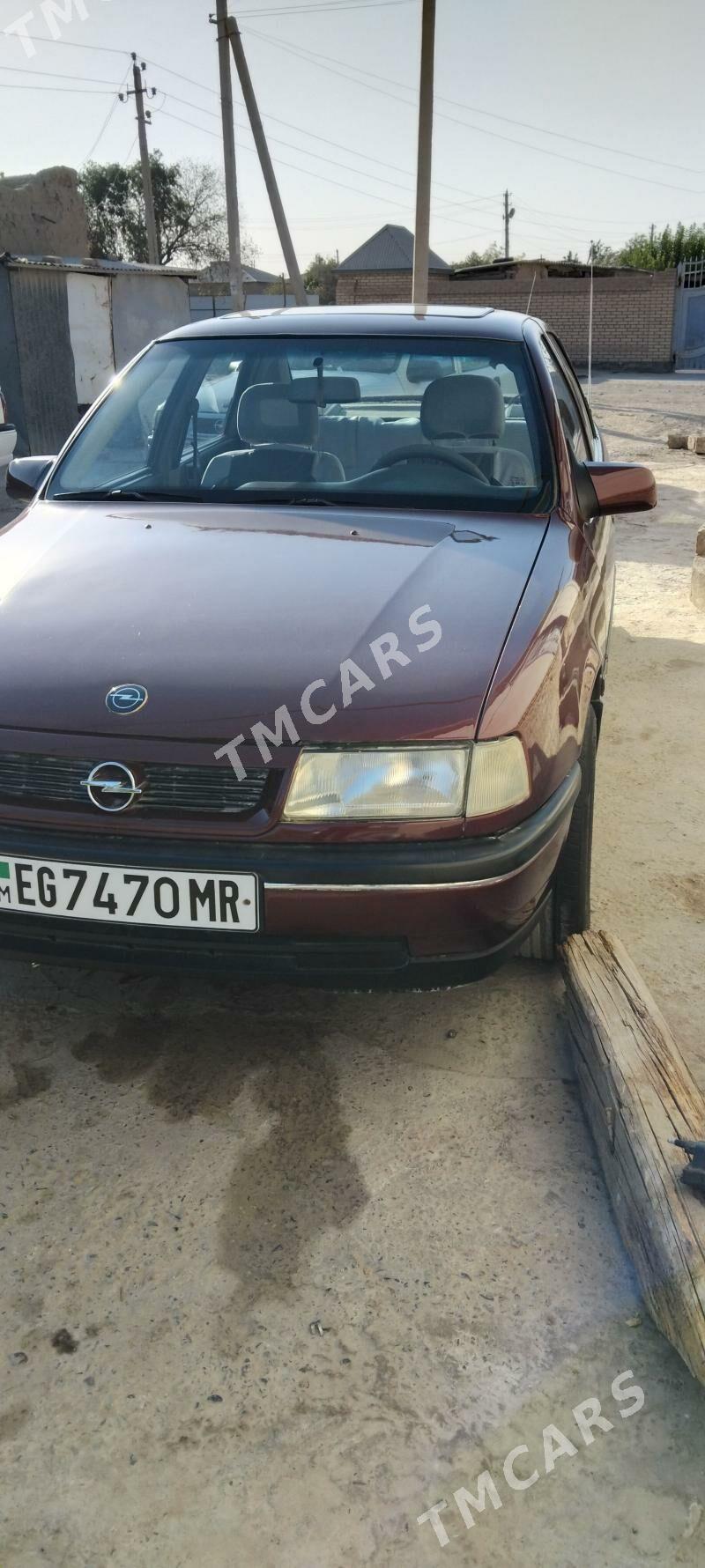 Opel Vectra 1992 - 40 000 TMT - Mary - img 5