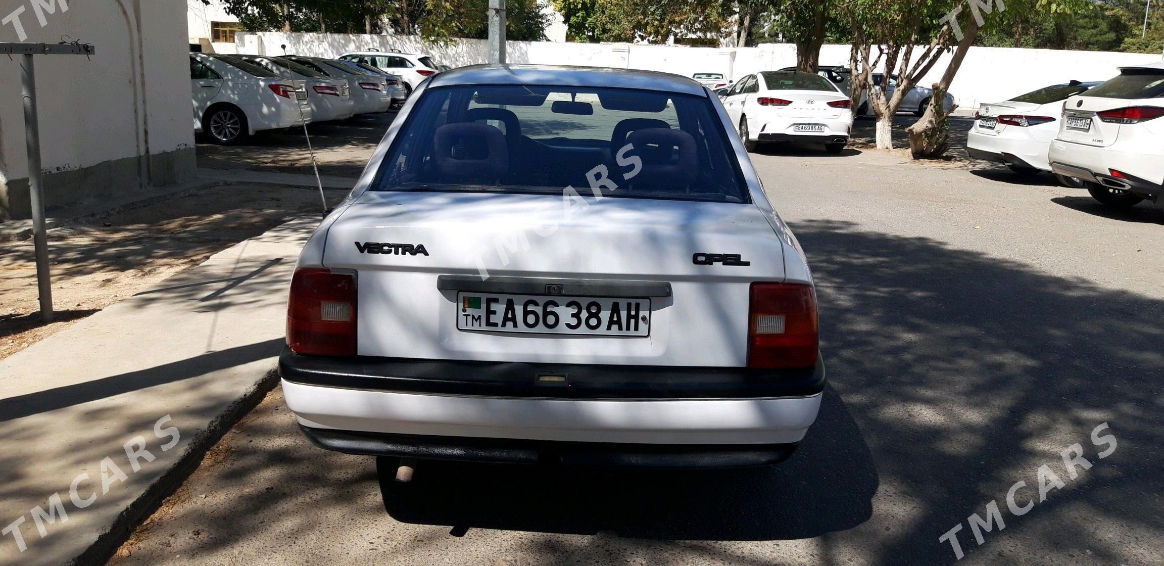 Opel Vectra 1992 - 32 000 TMT - Бахарден - img 5