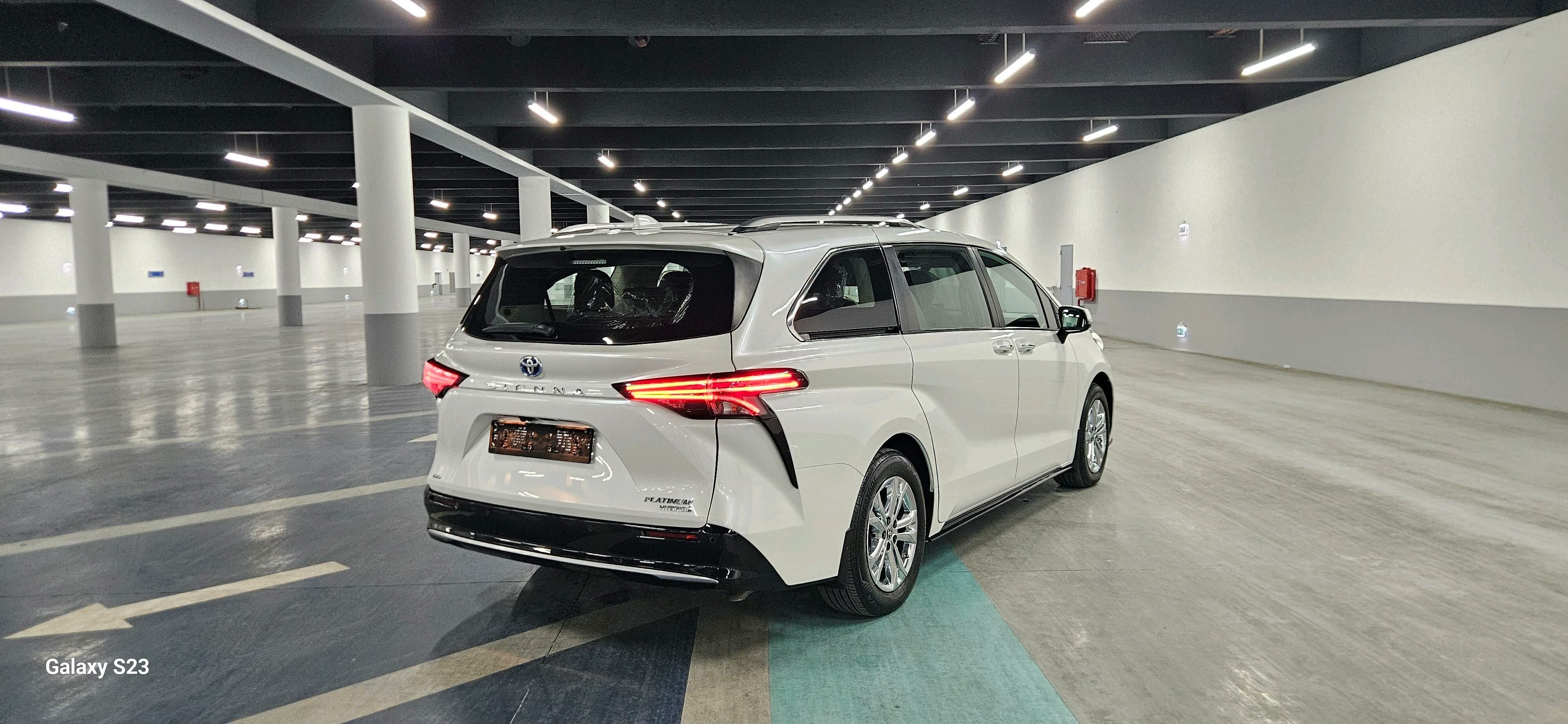 Toyota Sienna 2022 - 695 000 TMT - Aşgabat - img 6