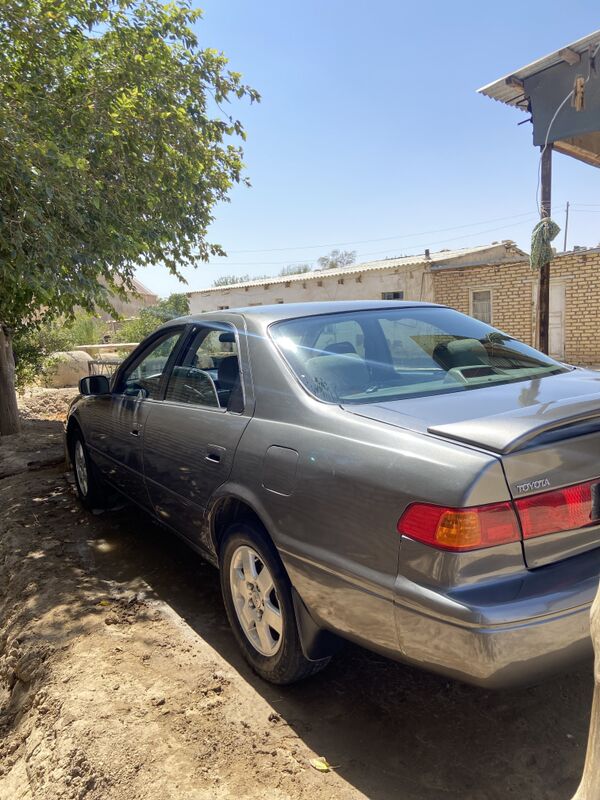 Toyota Camry 2001 - 126 000 TMT - Ёлётен - img 5
