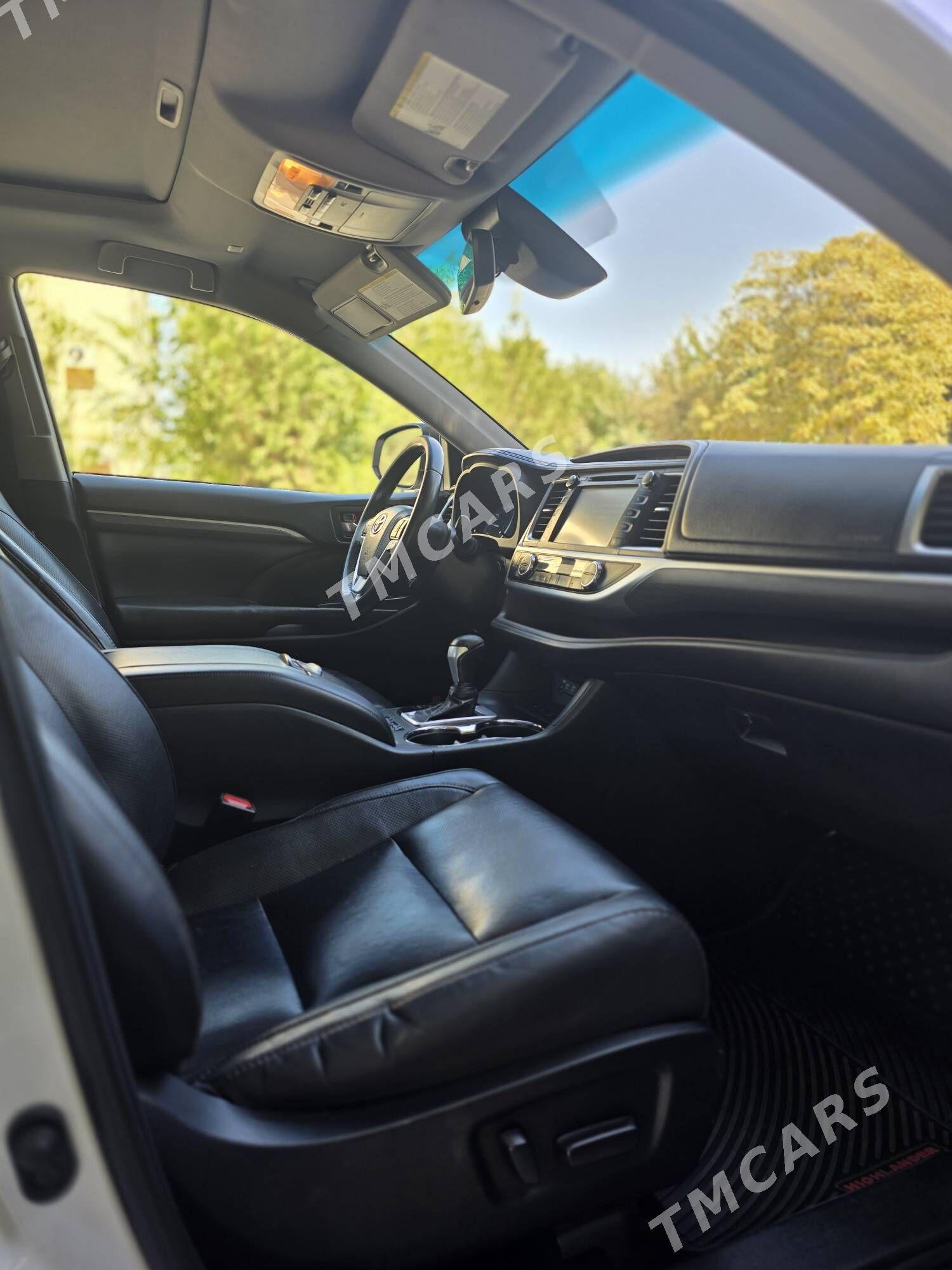 Toyota Highlander 2019 - 475 000 TMT - Ашхабад - img 6