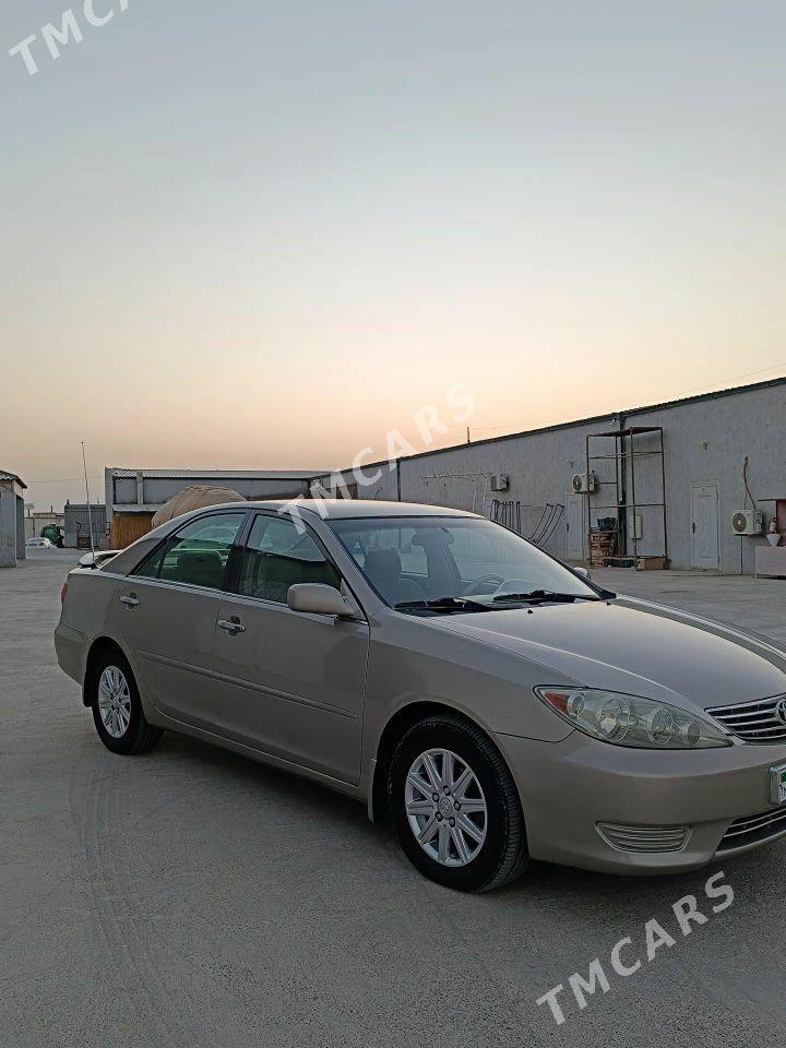Toyota Camry 2005 - 175 000 TMT - Теджен - img 3