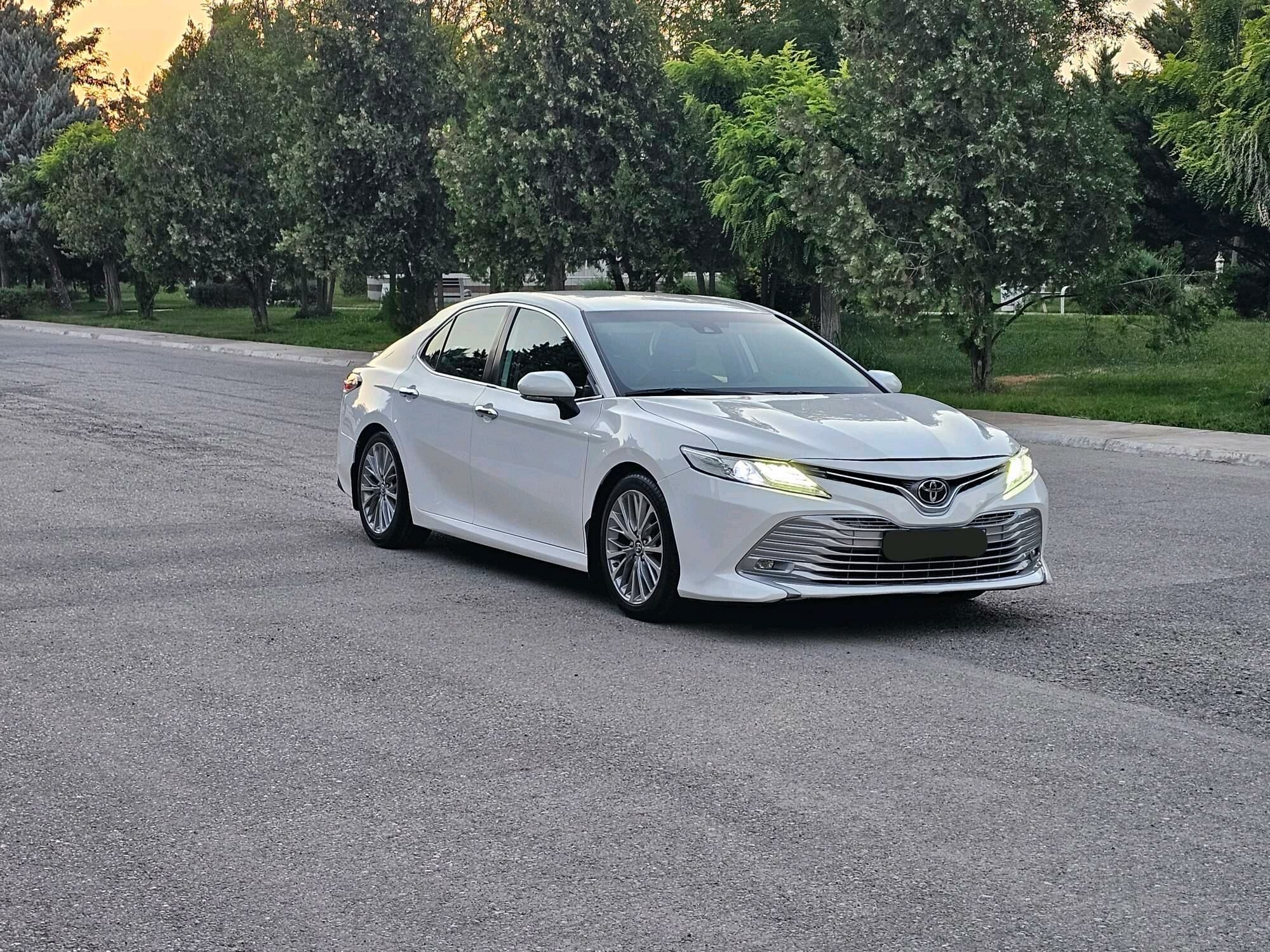 Toyota Camry 2018 - 249 000 TMT - Ашхабад - img 3