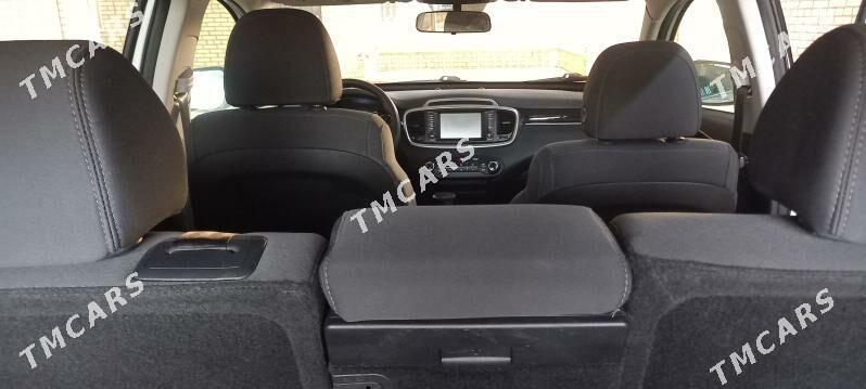Kia Sorento 2020 - 320 000 TMT - Мары - img 3