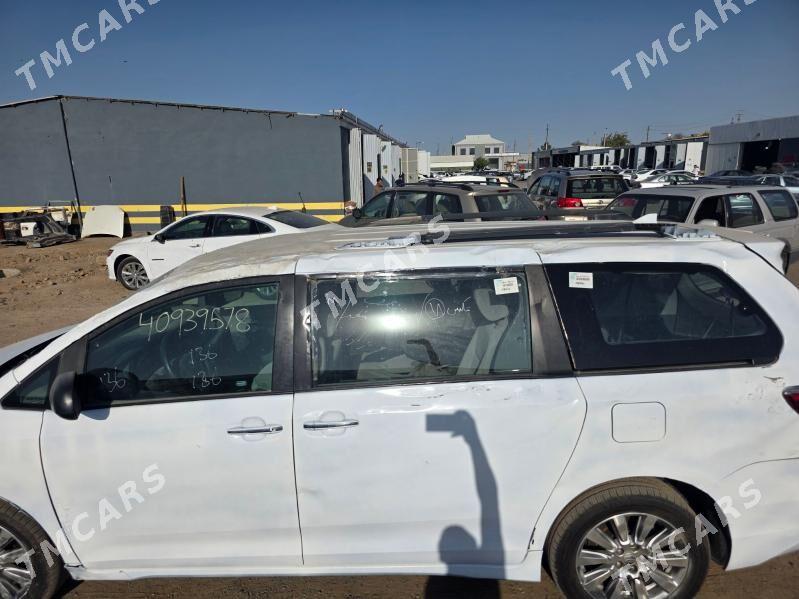Toyota Sienna 2020 - 320 000 TMT - Мары - img 6